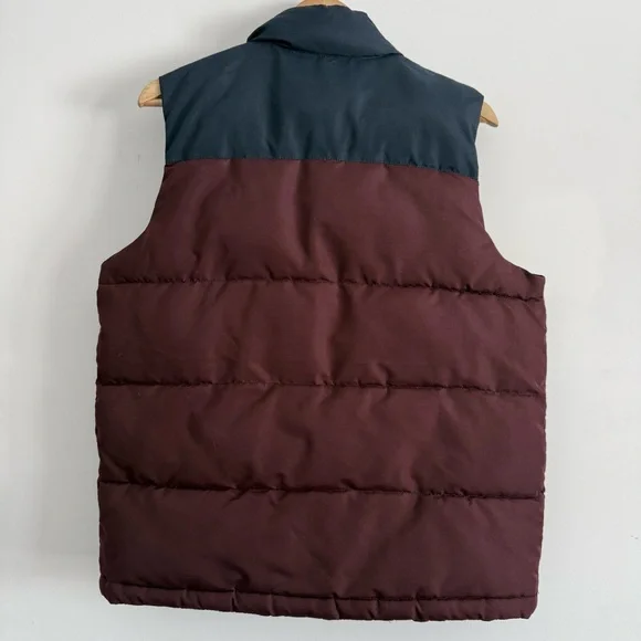 Old Navy Burgundy and Navy Puffer Vest - Picture 5 of 10